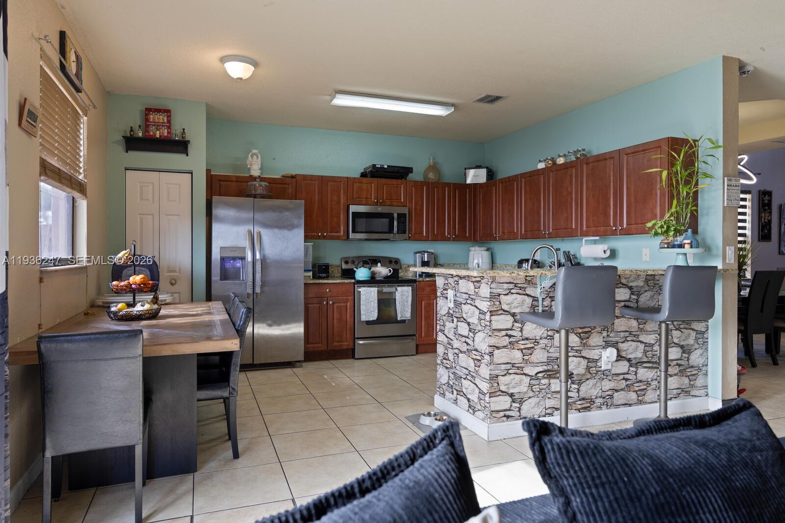 BAYWINDS OF ABACO - Residential