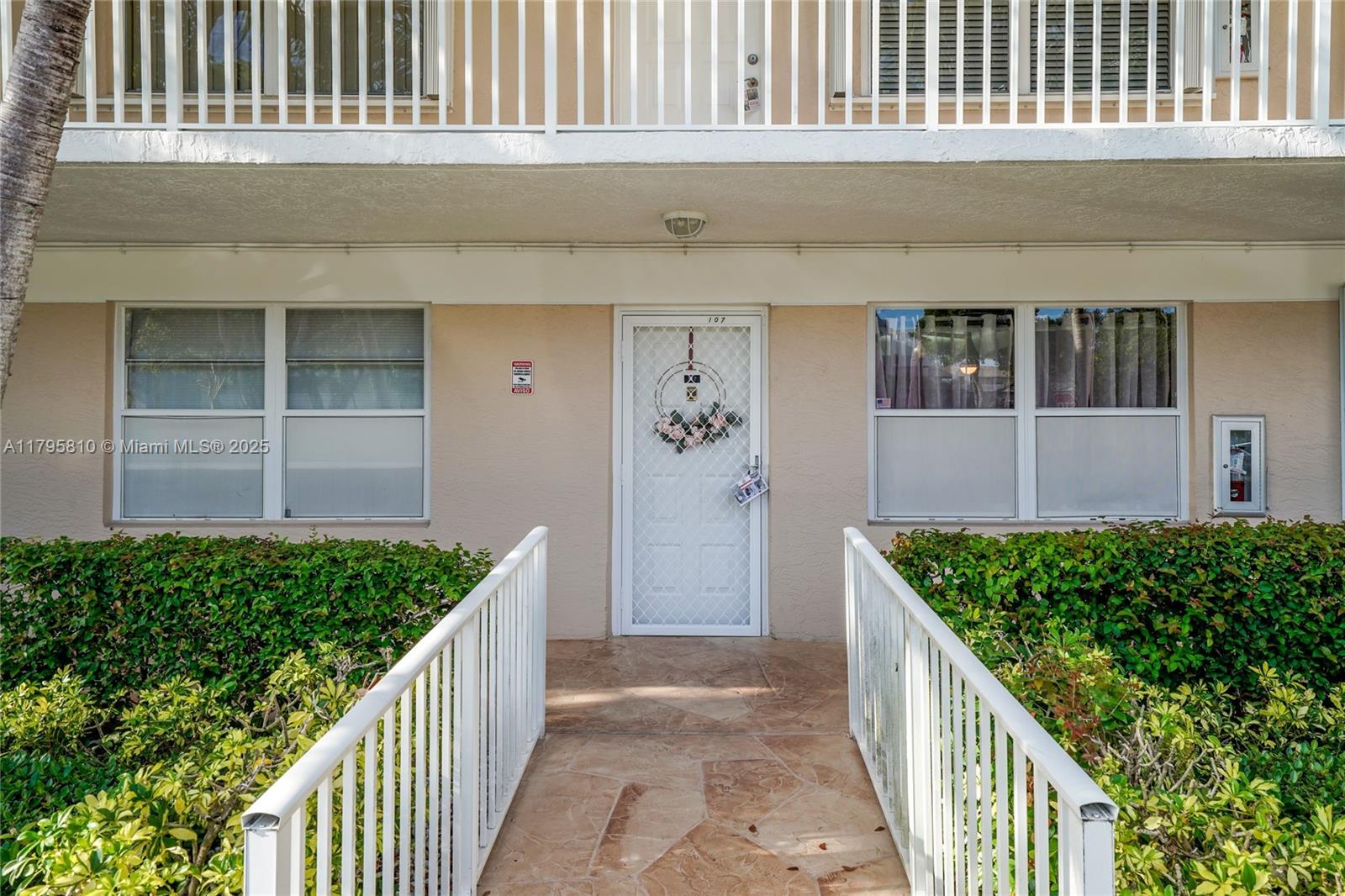 10217 Nw 24th Pl 107, Sunrise, Miami-Dade County, Florida - 2 Bedrooms  
2 Bathrooms - 
