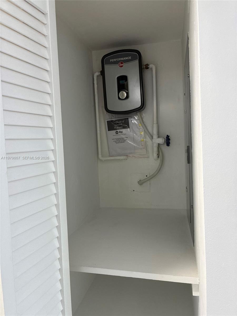 SABAL CHASE SEC 3 - Residential