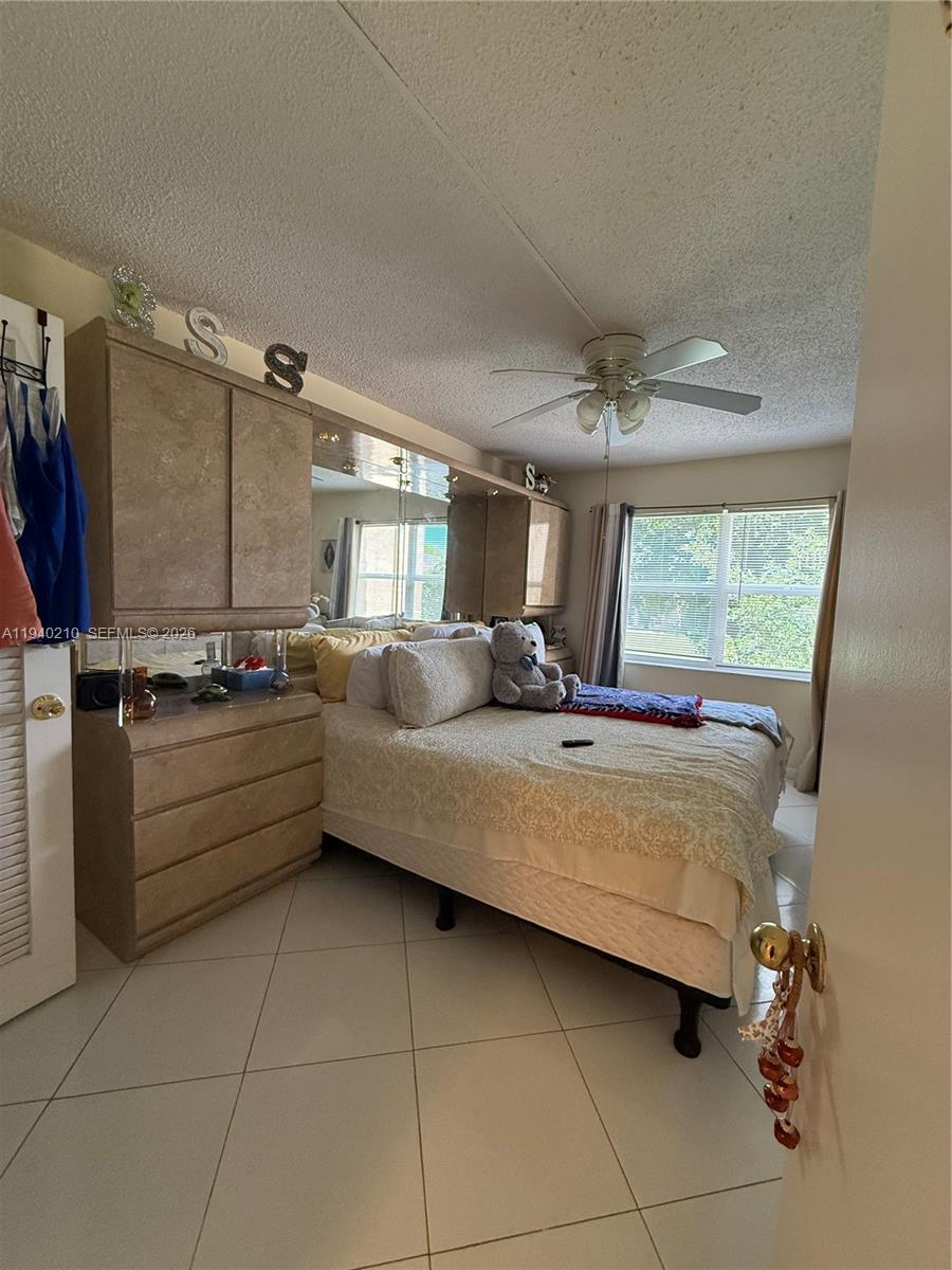 SUNRISE LAKES 90 CONDO - Residential
