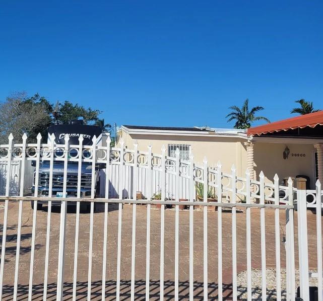 DIXIE CUP MANOR - Residential Lease