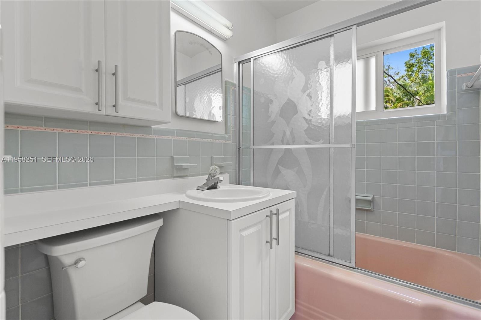 KENSINGTON PARK - Residential