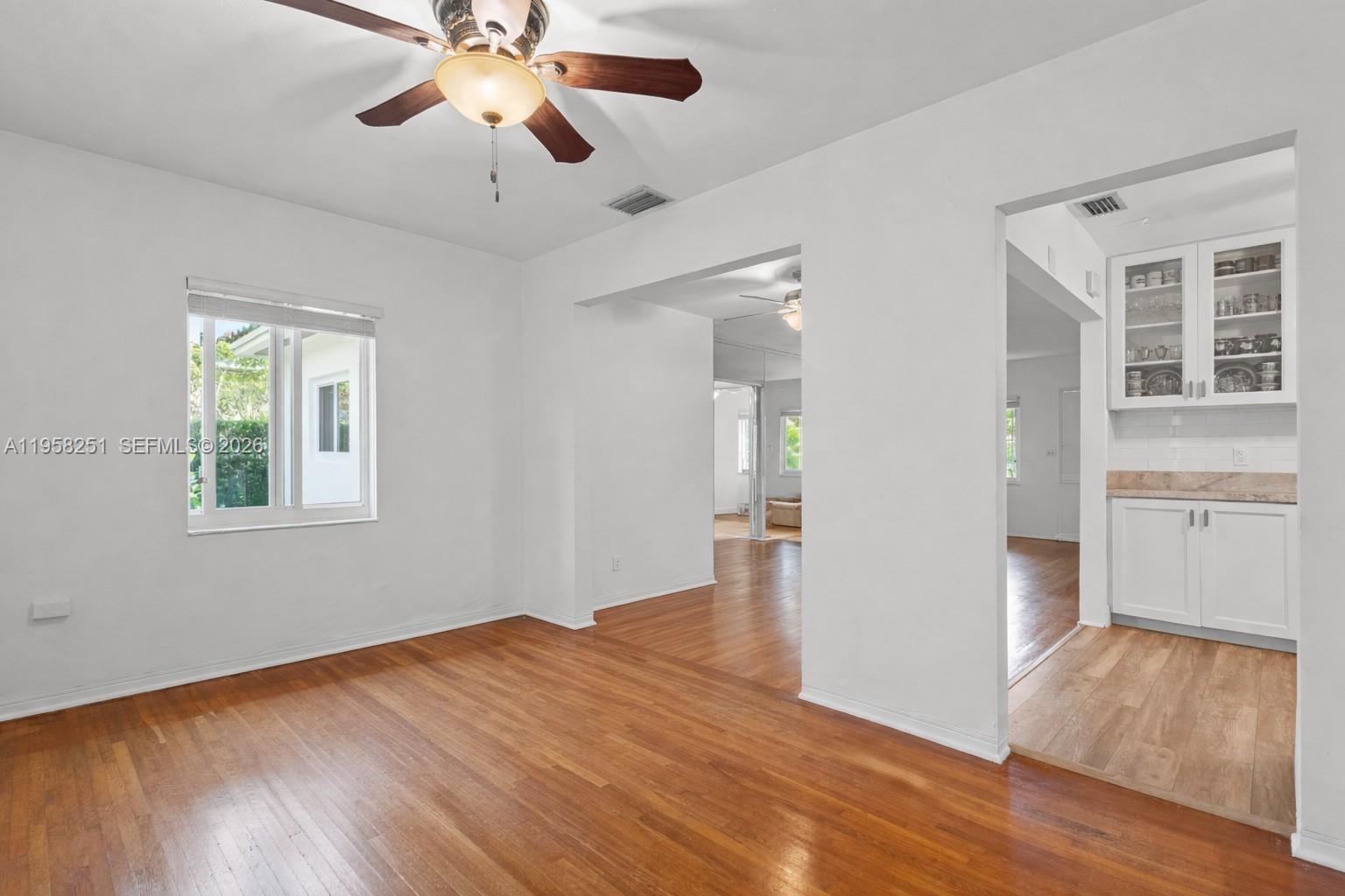 KENSINGTON PARK - Residential