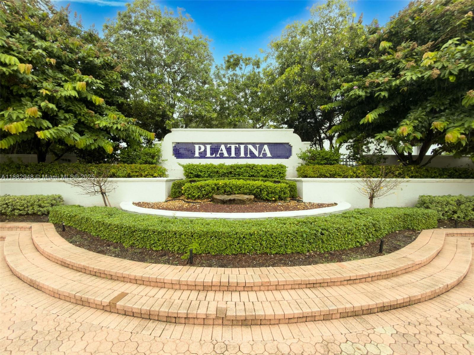 ALEXANDRA VILLAGE CONDO - Residential