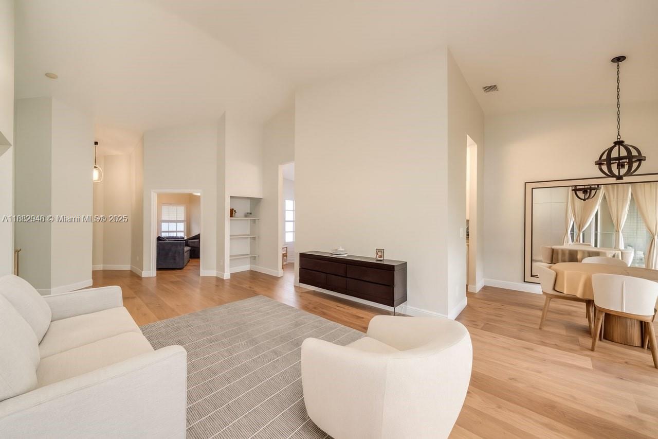 ALEXANDRA VILLAGE CONDO - Residential
