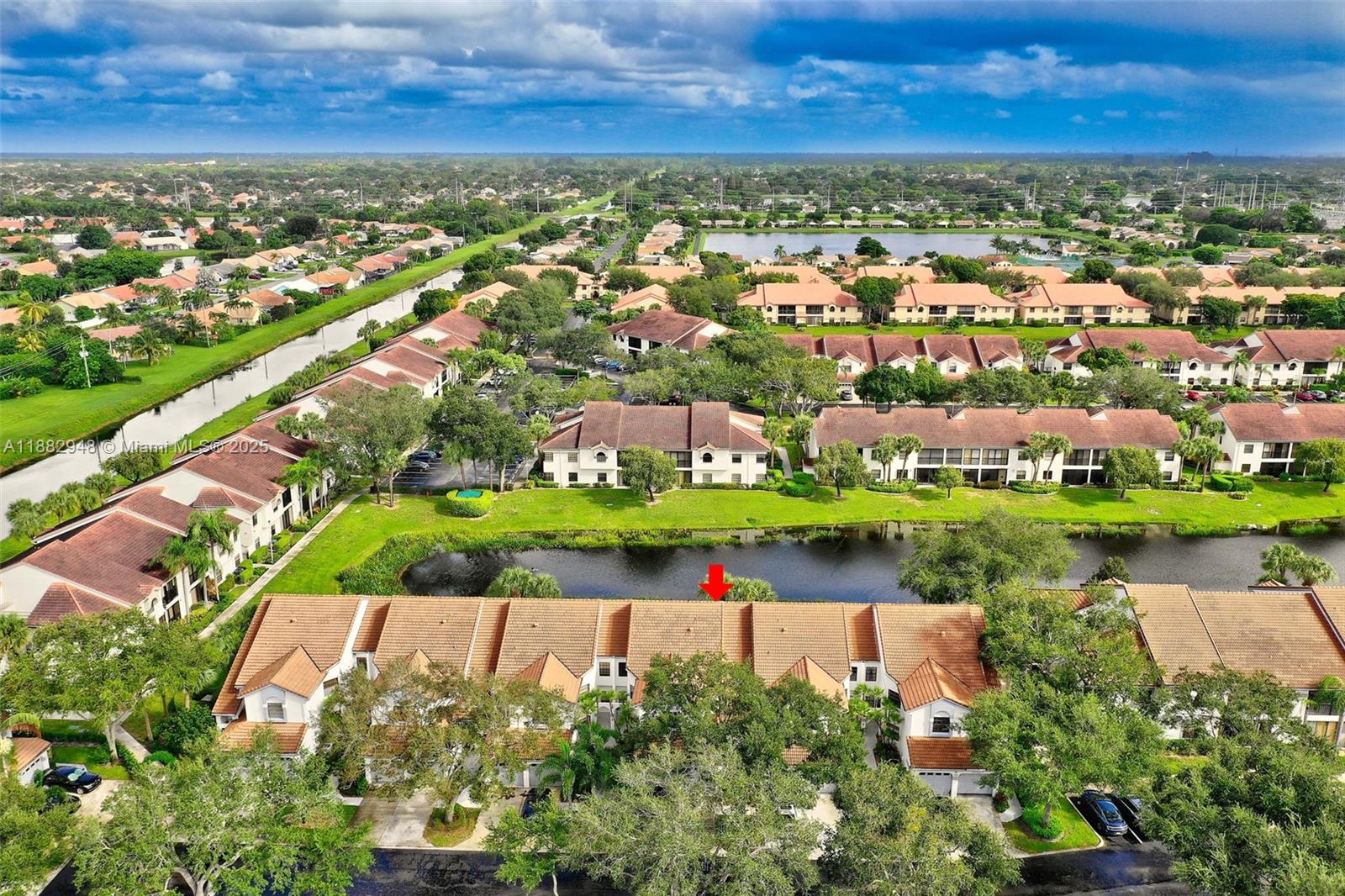 ALEXANDRA VILLAGE CONDO - Residential