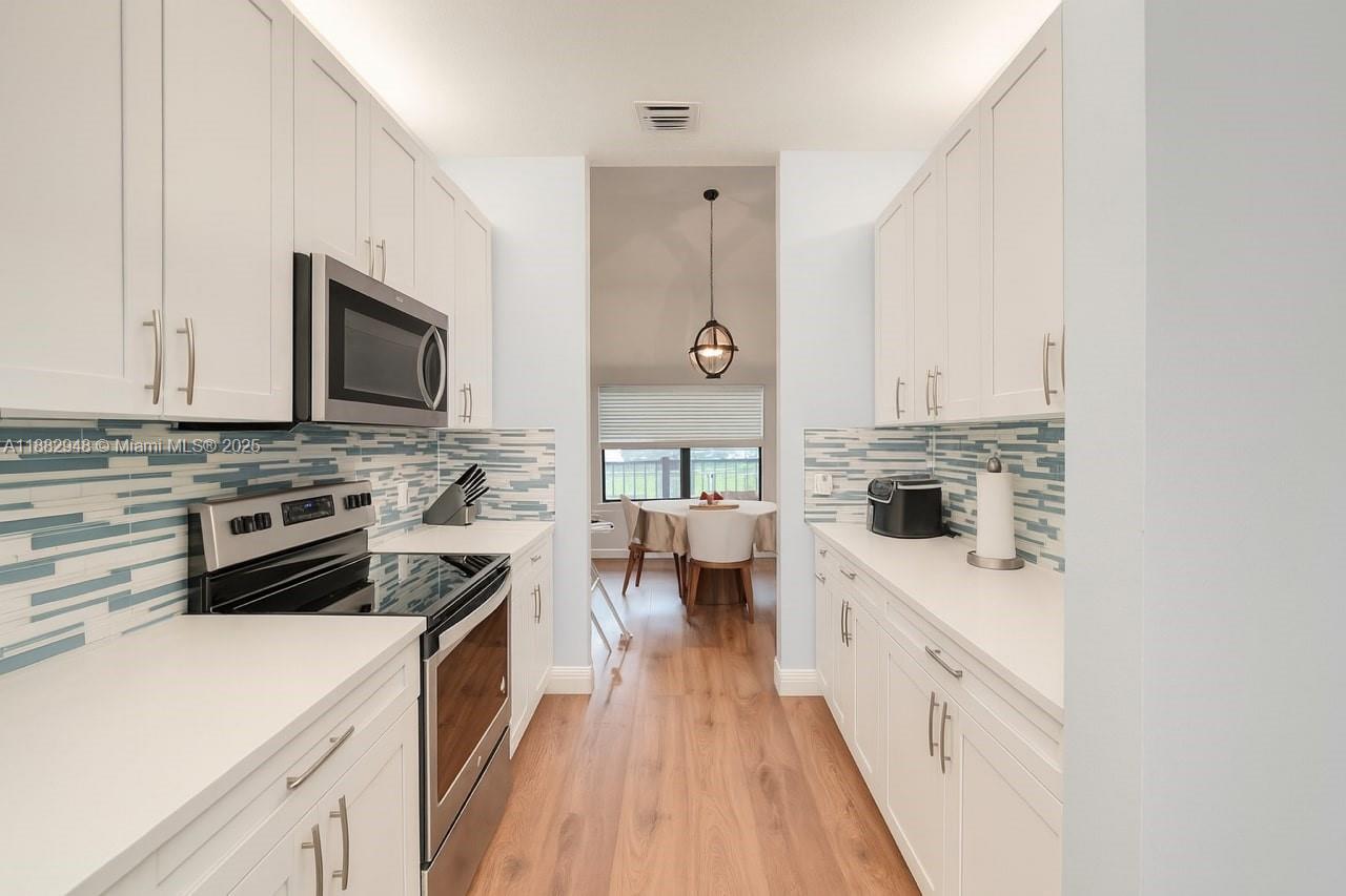 ALEXANDRA VILLAGE CONDO - Residential