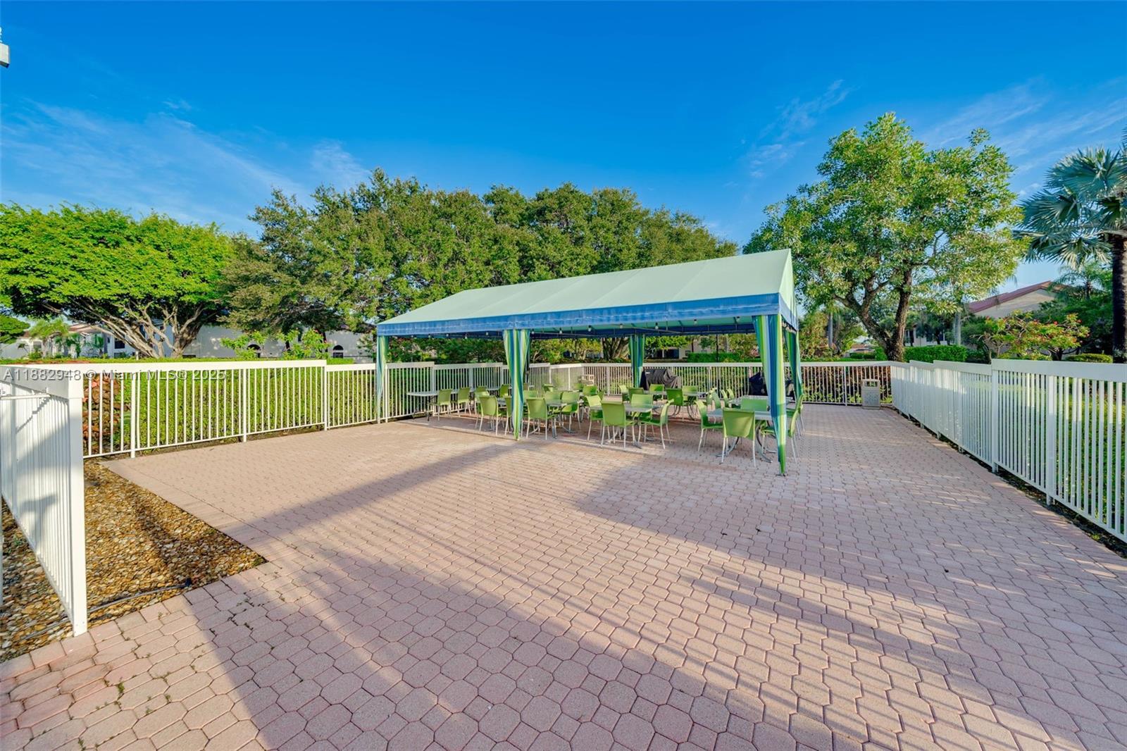 ALEXANDRA VILLAGE CONDO - Residential
