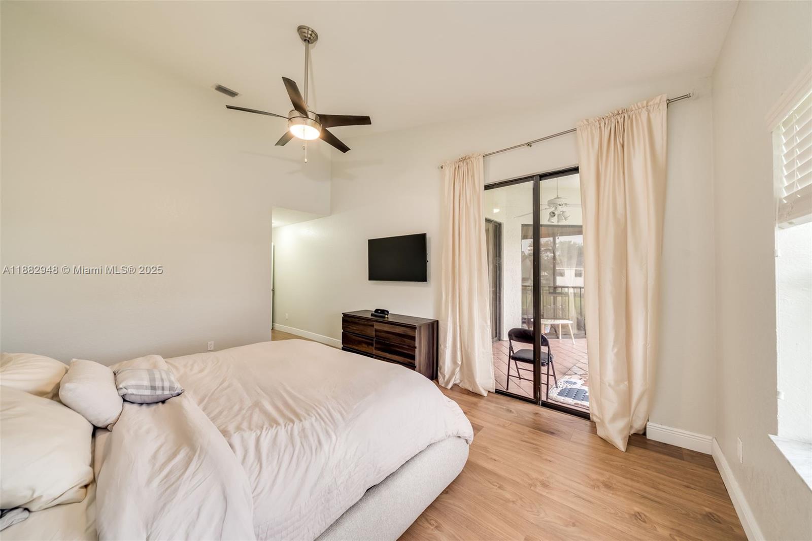 ALEXANDRA VILLAGE CONDO - Residential