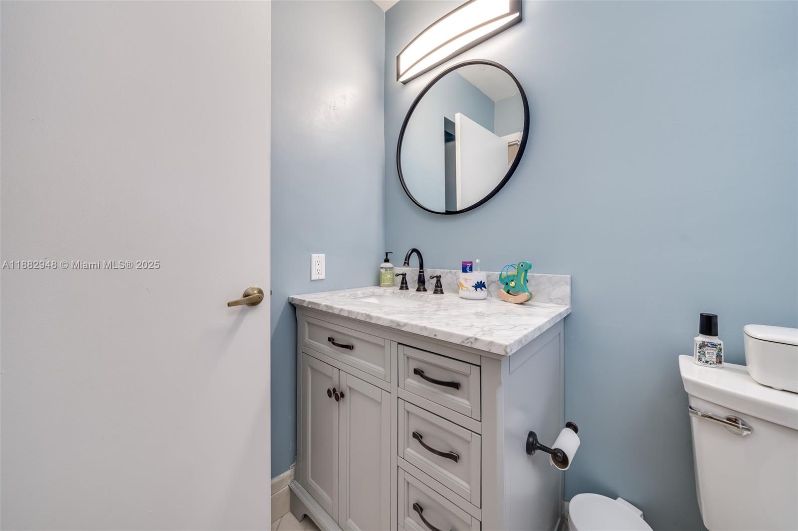 ALEXANDRA VILLAGE CONDO - Residential