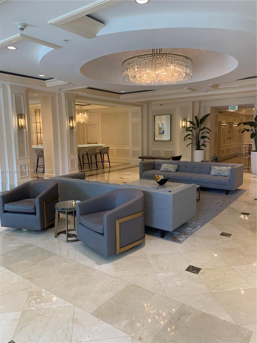 THE TOWER RESIDENCES - Residential