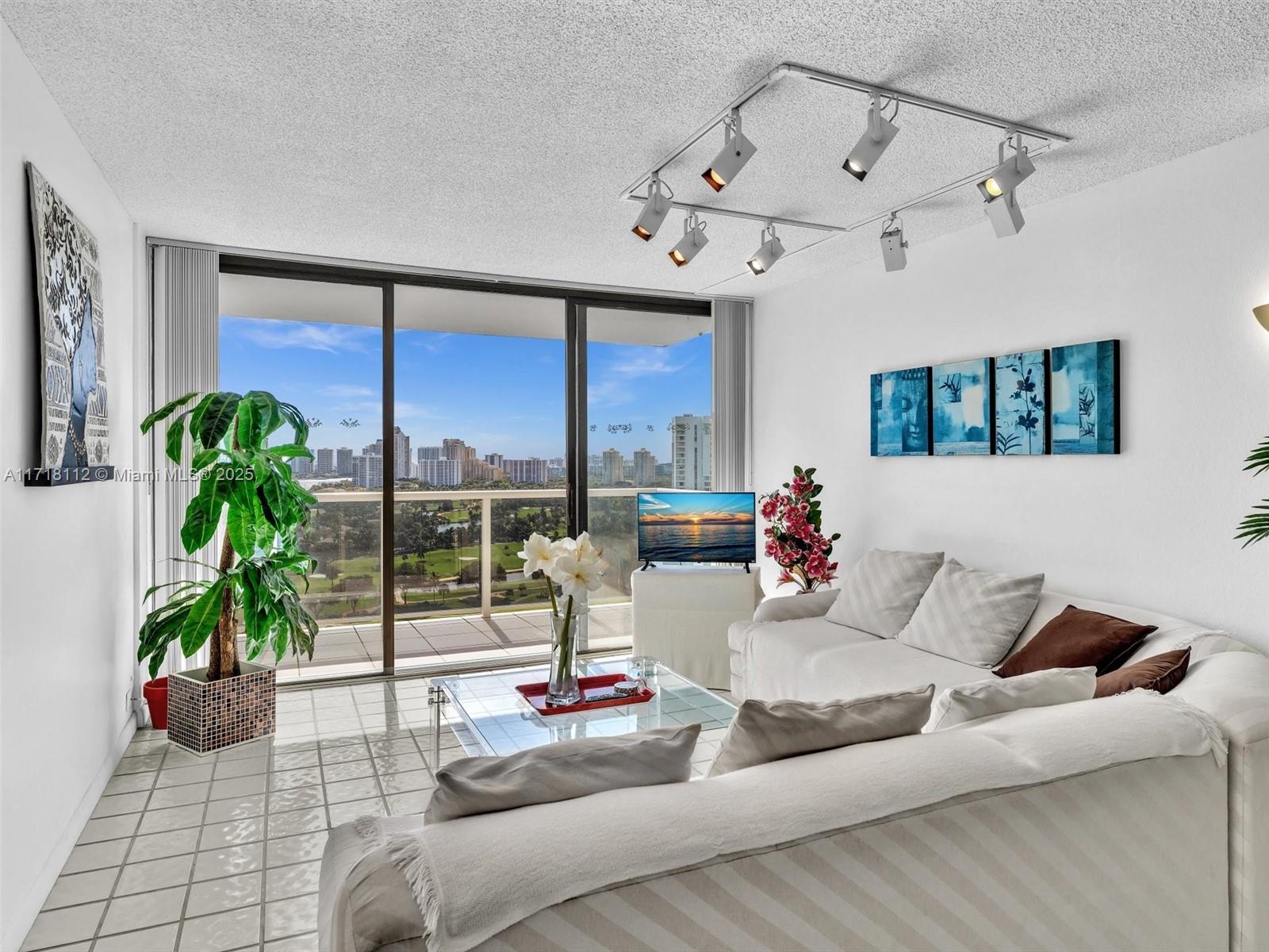 AVENTURA ELDORADO CONDO - Residential