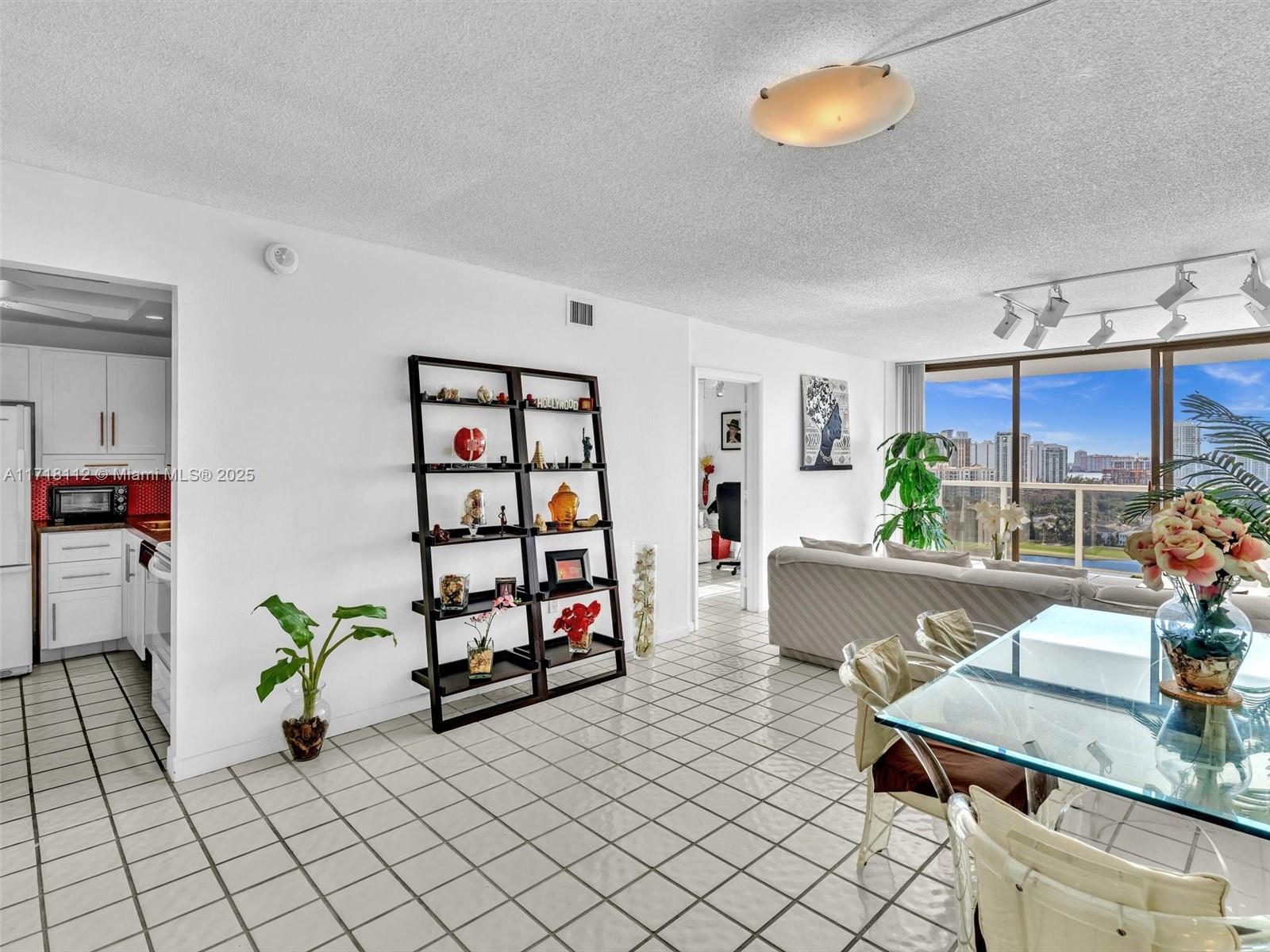 AVENTURA ELDORADO CONDO - Residential