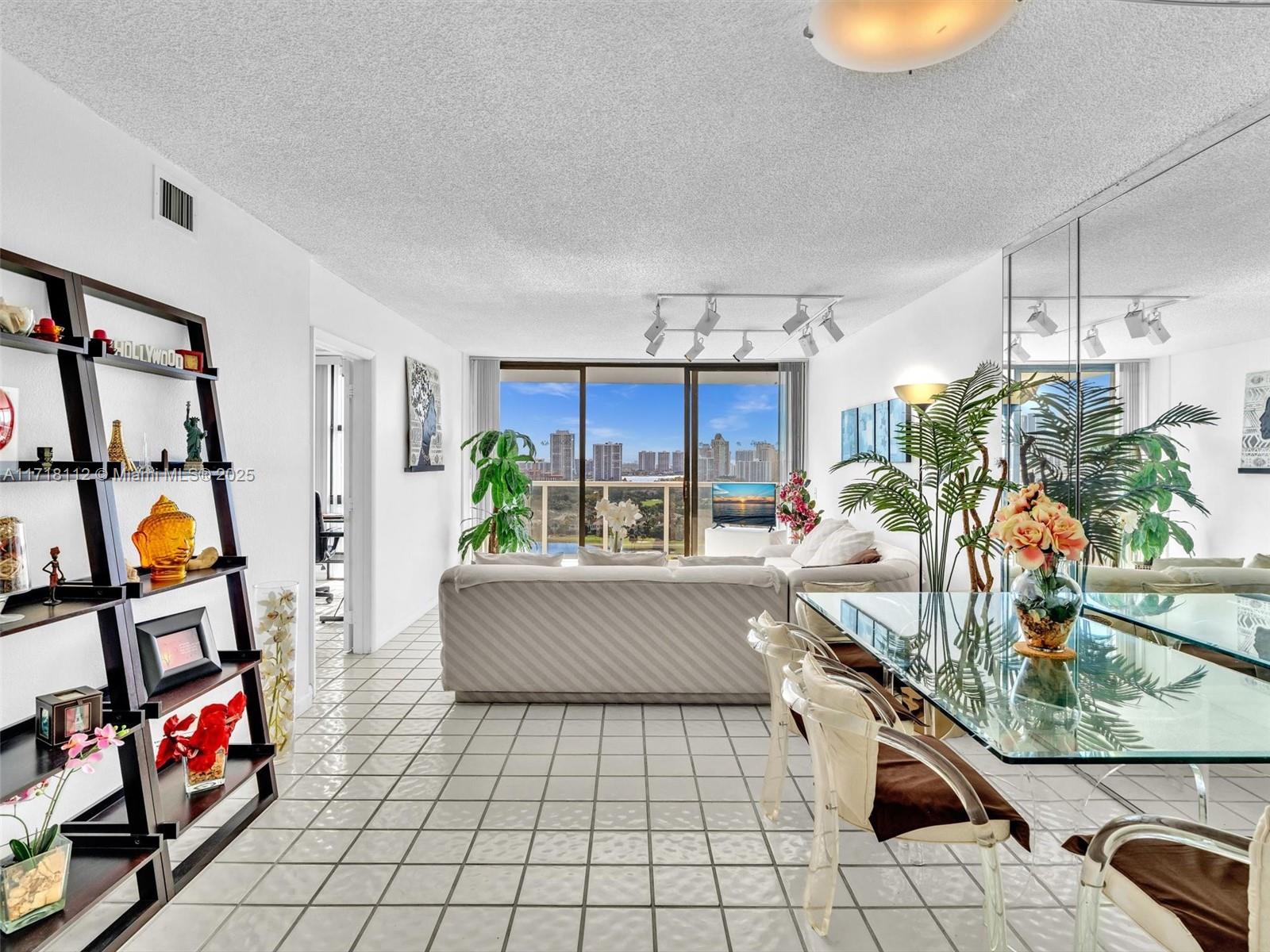 AVENTURA ELDORADO CONDO - Residential