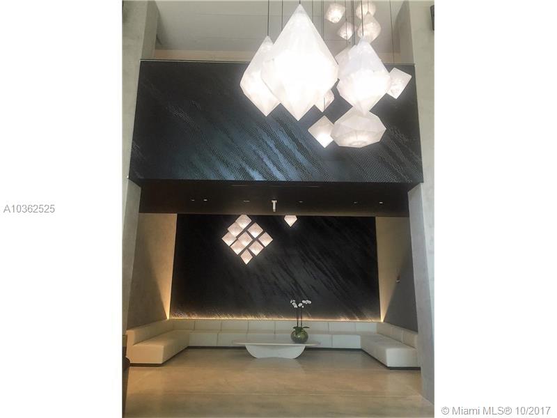 CENTRO - Residential Lease