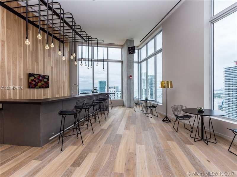 CENTRO - Residential Lease