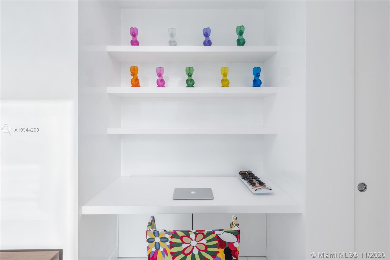 CONTINUUM ON SOUTH BEACH - Residential