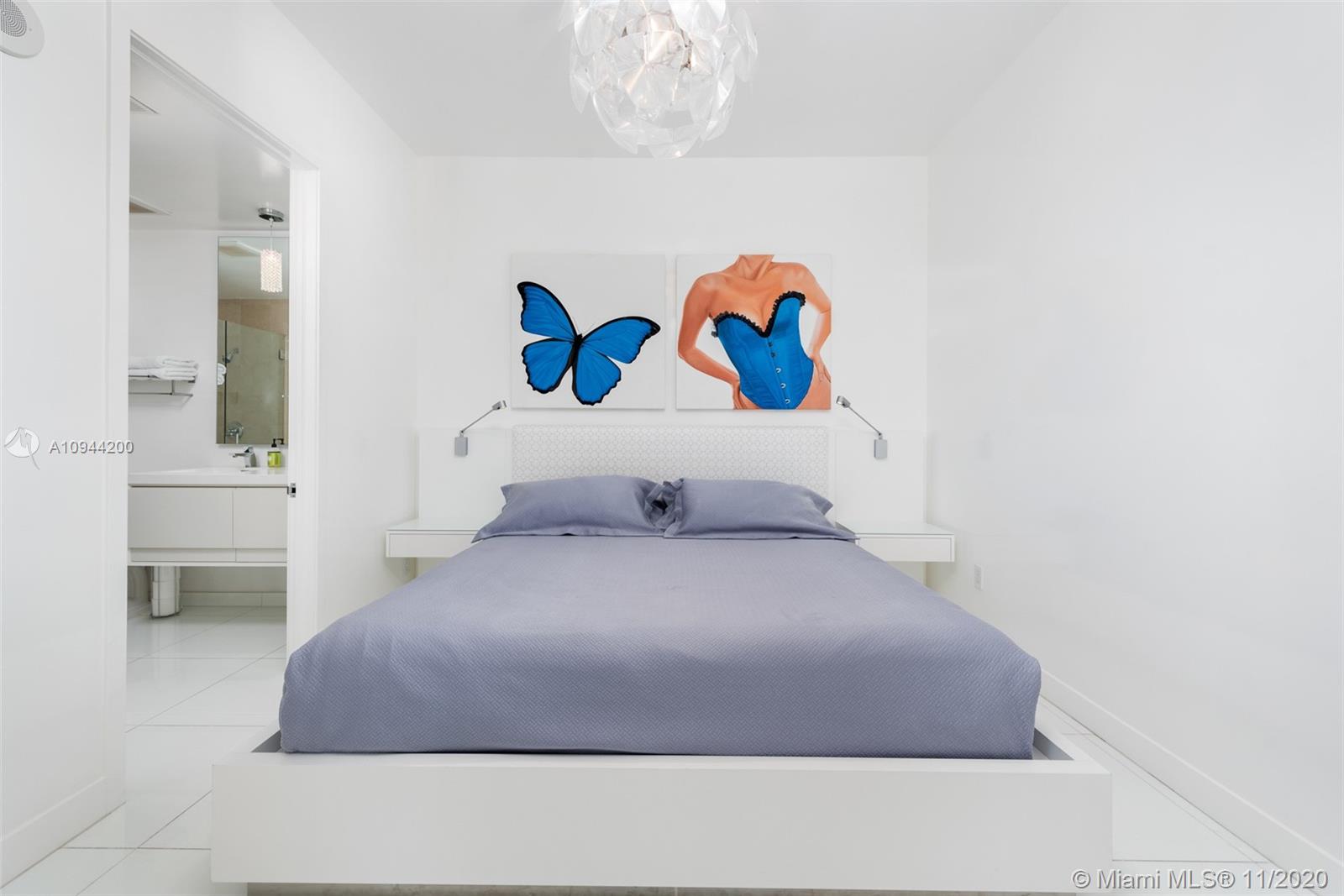 CONTINUUM ON SOUTH BEACH - Residential