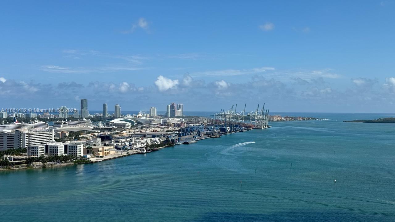 50 BISCAYNE CONDO - Residential Lease