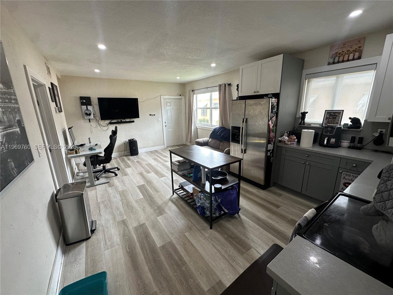 BISCAYNE BLVD PARK - Residential Lease