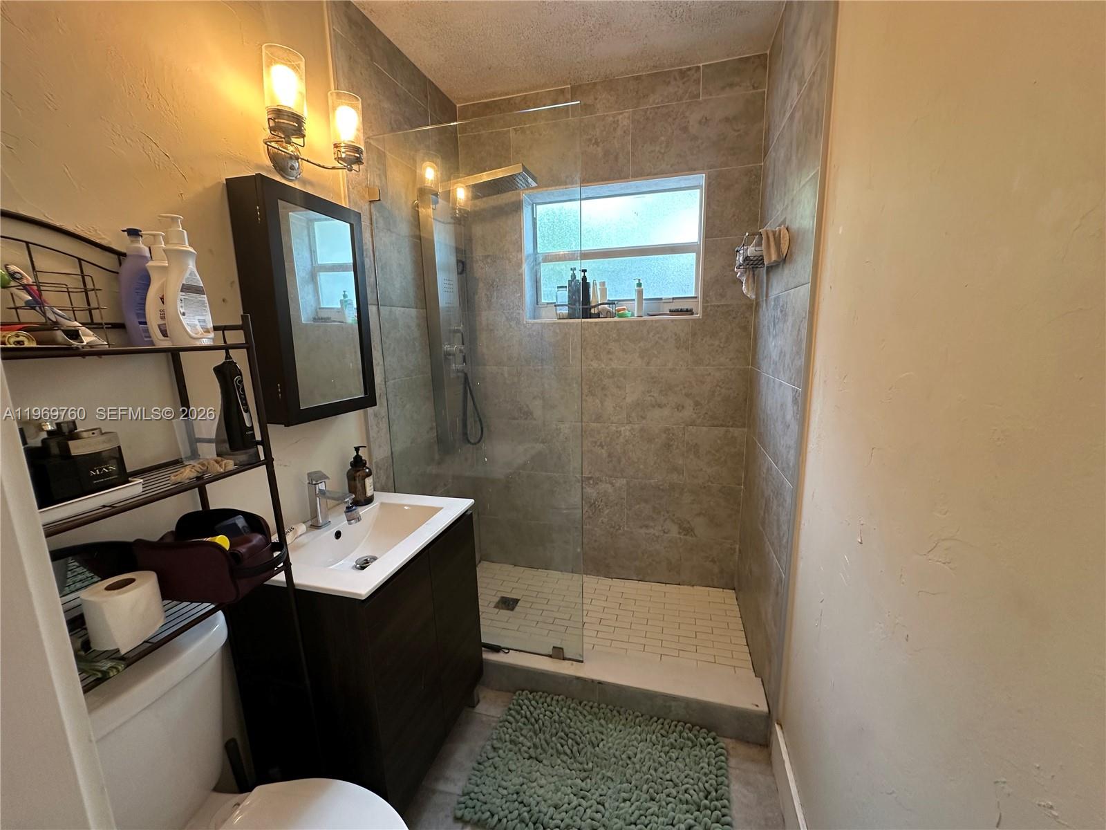 BISCAYNE BLVD PARK - Residential Lease