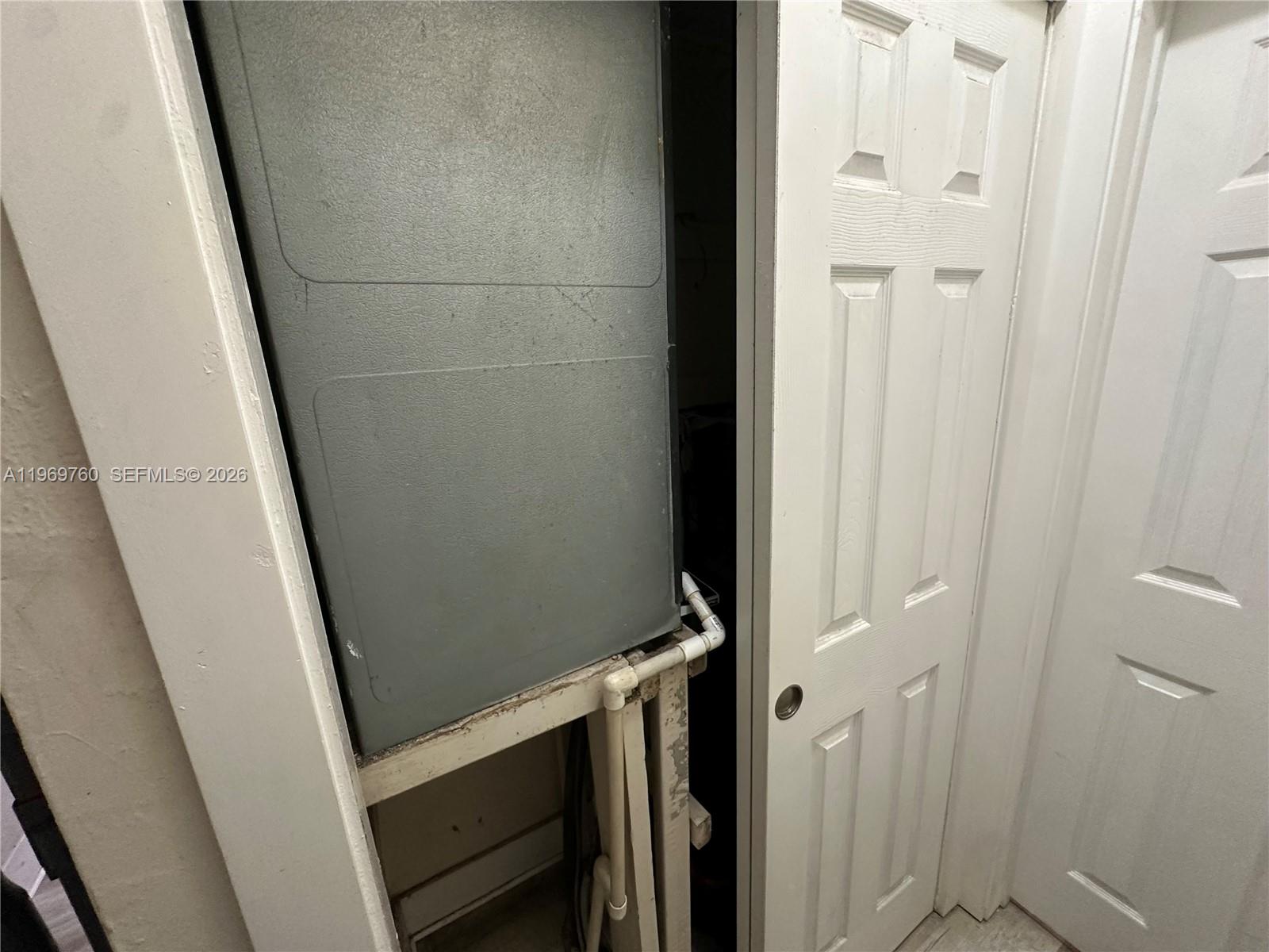 BISCAYNE BLVD PARK - Residential Lease