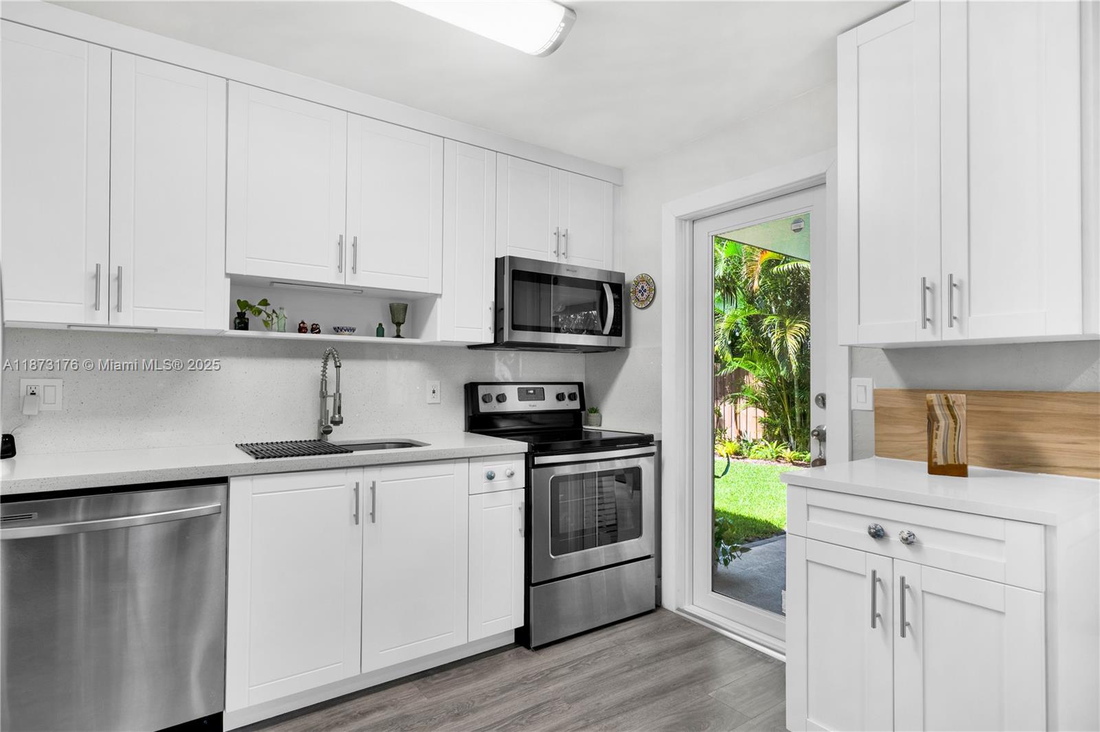 RIVER RANCHES - Residential