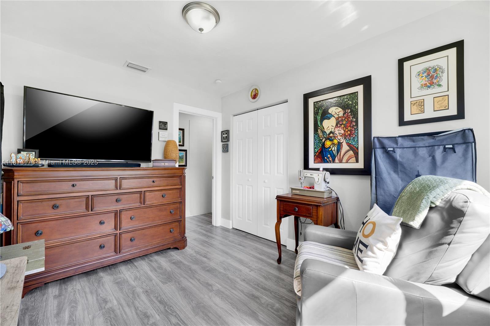 RIVER RANCHES - Residential