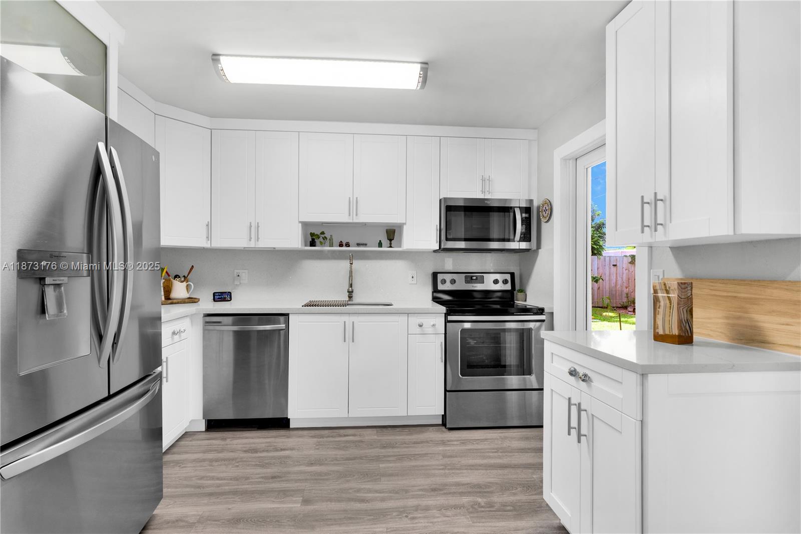 RIVER RANCHES - Residential