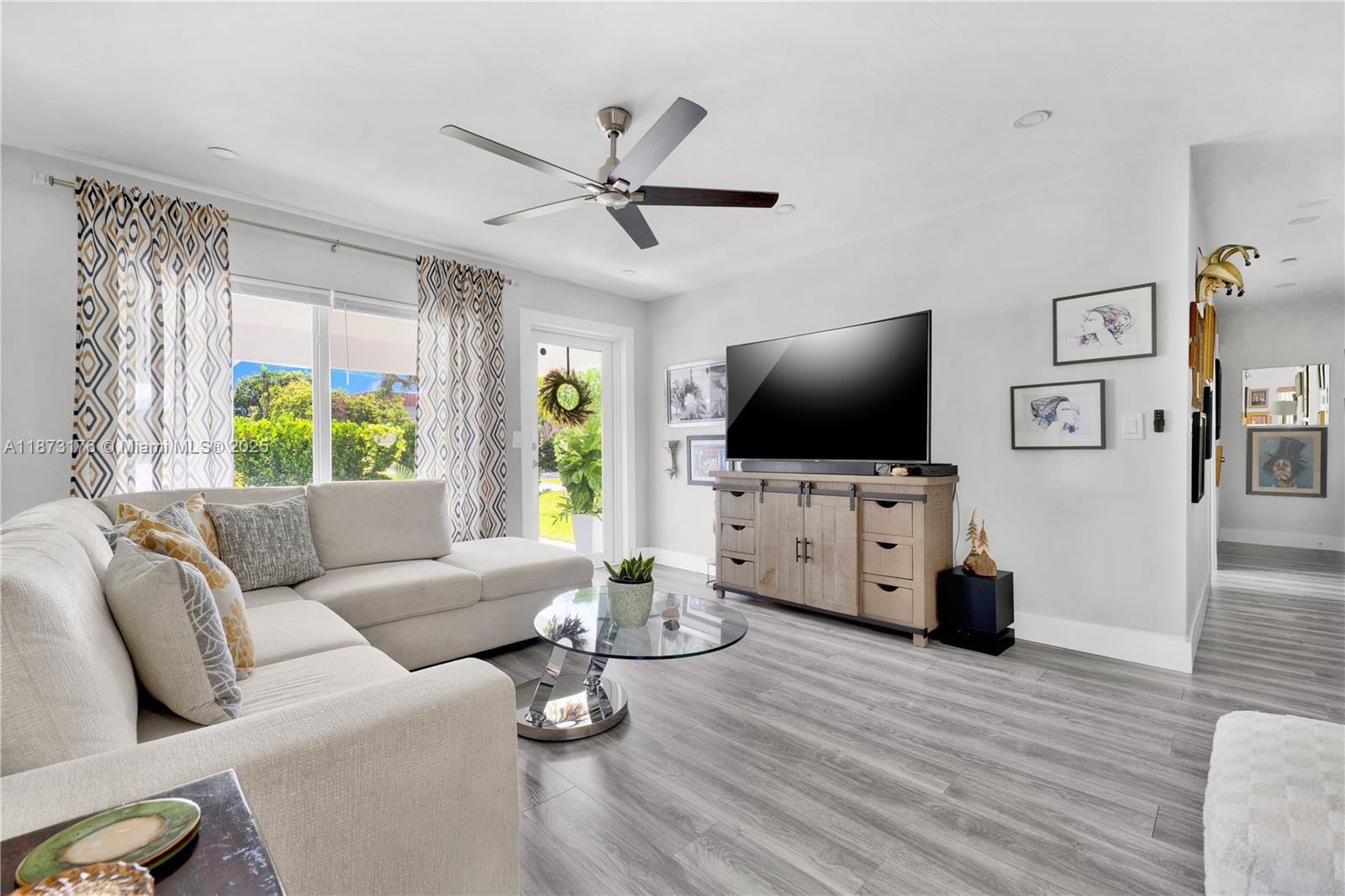 RIVER RANCHES - Residential