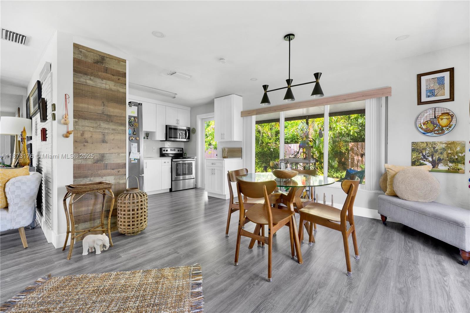 RIVER RANCHES - Residential