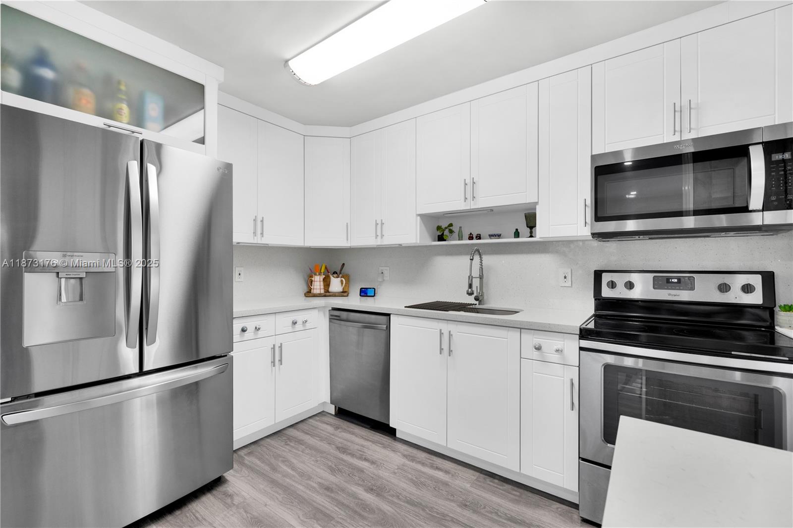 RIVER RANCHES - Residential