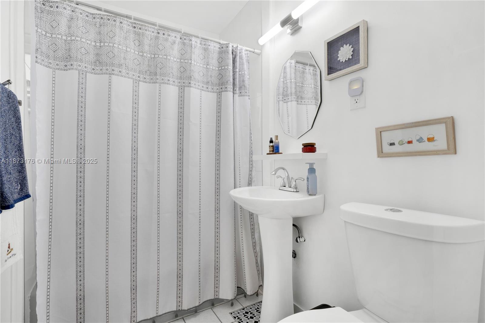 RIVER RANCHES - Residential