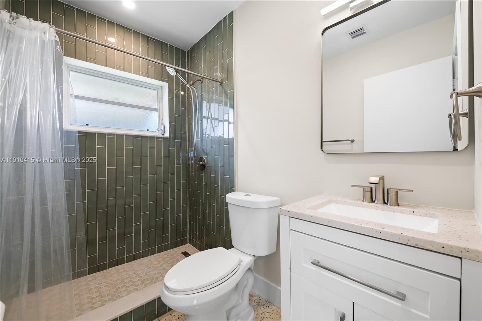 HOLLYWOOD SOUTH SIDE ADD - Residential Lease