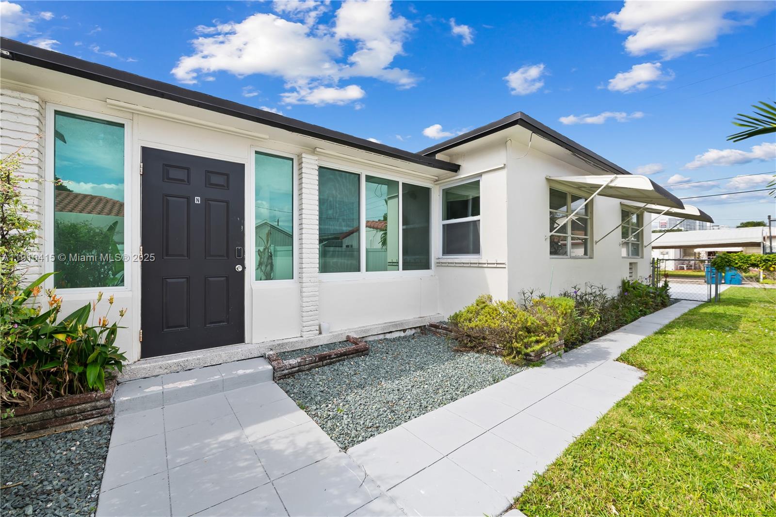 HOLLYWOOD SOUTH SIDE ADD - Residential Lease