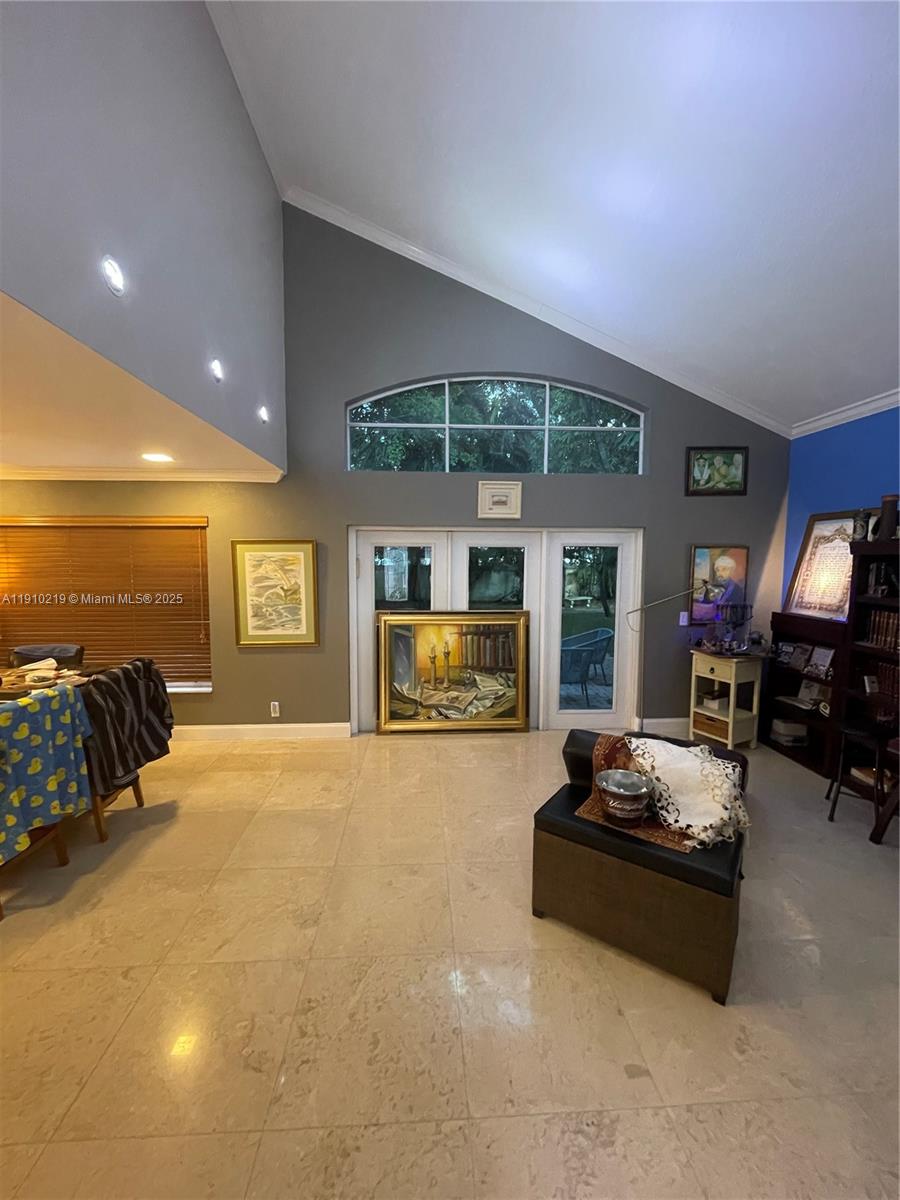 BANYAN OAKRIDGE PLAT - Residential Lease