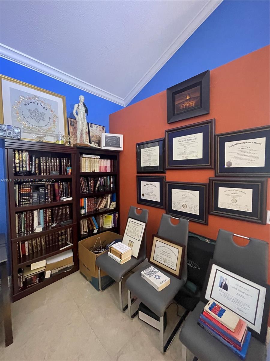 BANYAN OAKRIDGE PLAT - Residential Lease