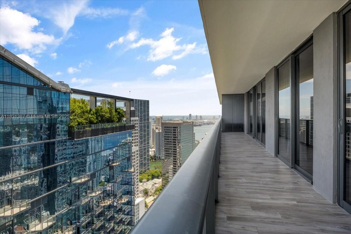 801 SMA RESIDENCES CONDO - Residential Lease