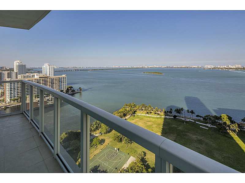 Rarely available 2+den that can be used as an office. Wrap around balcony, fully upgraded, includes 2 parking spaces and storage with A/C. Walk to the park and enjoy public tennis, basketball and beach volley ball. Building amenities include 2 pools, gym, sauna, library, theater.