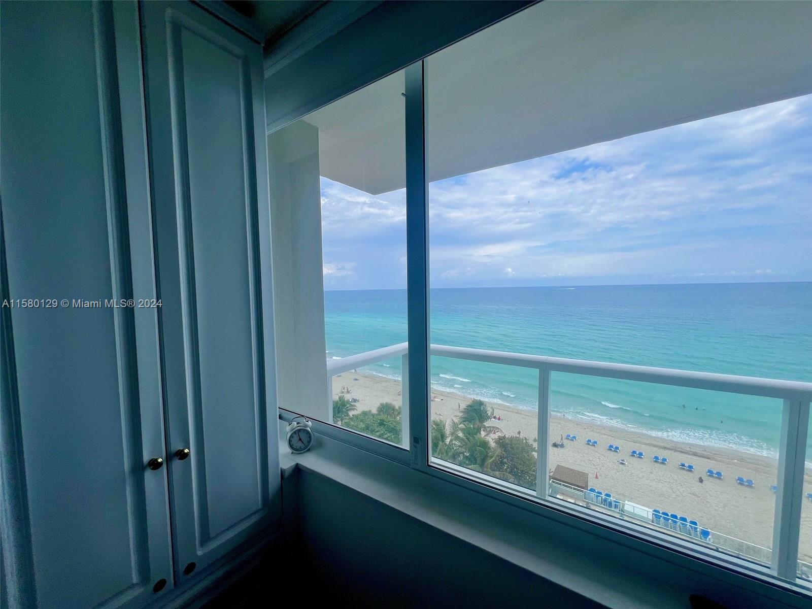 THE AVENTURA BEACH CLUB CO - Residential