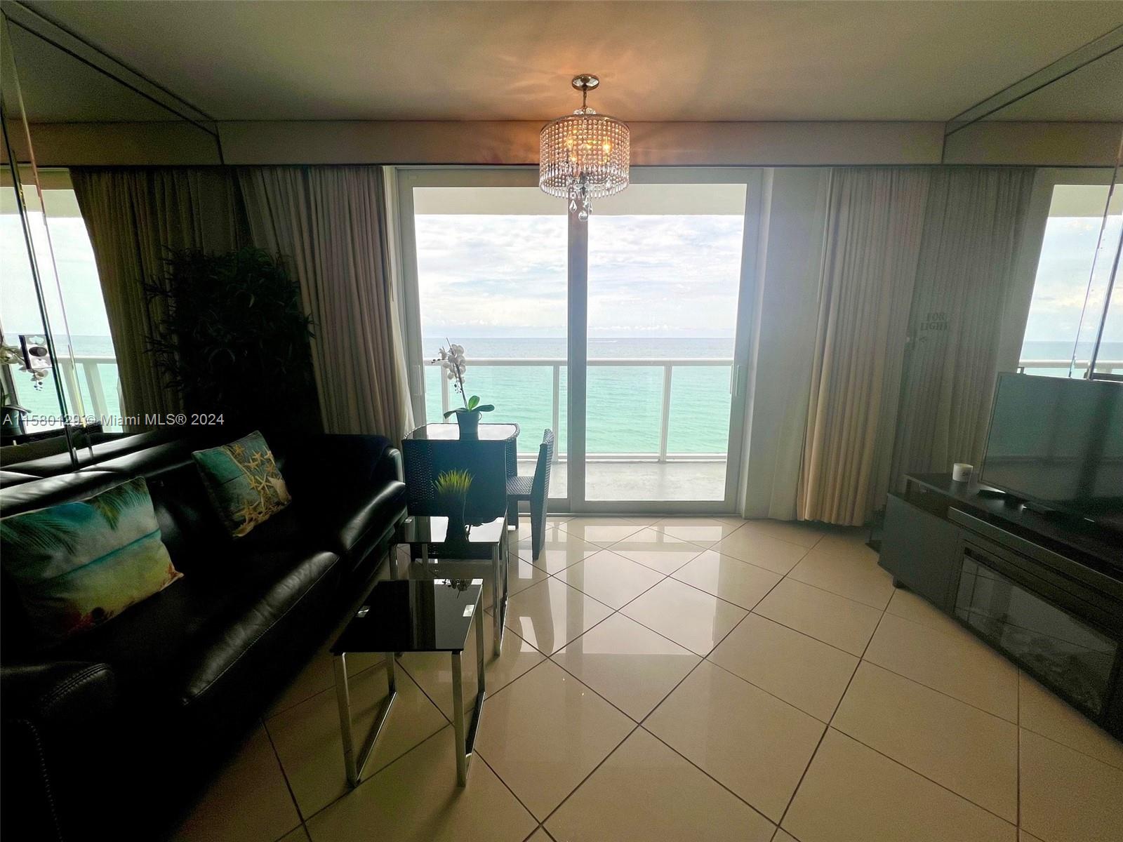 THE AVENTURA BEACH CLUB CO - Residential