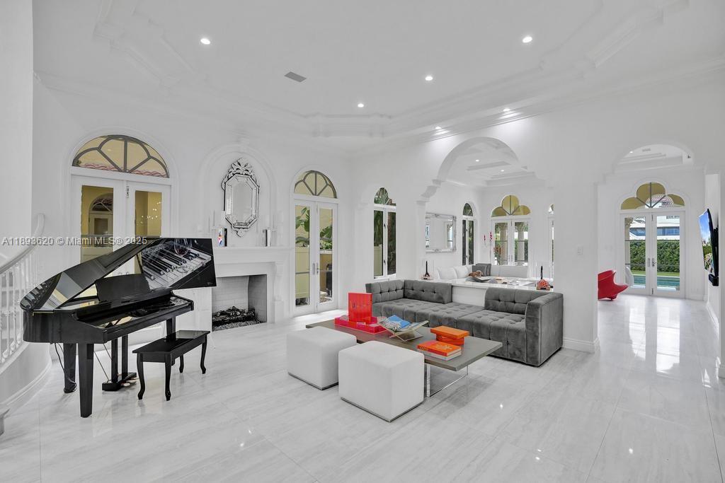 WILLIAMS ISLAND - Residential Lease