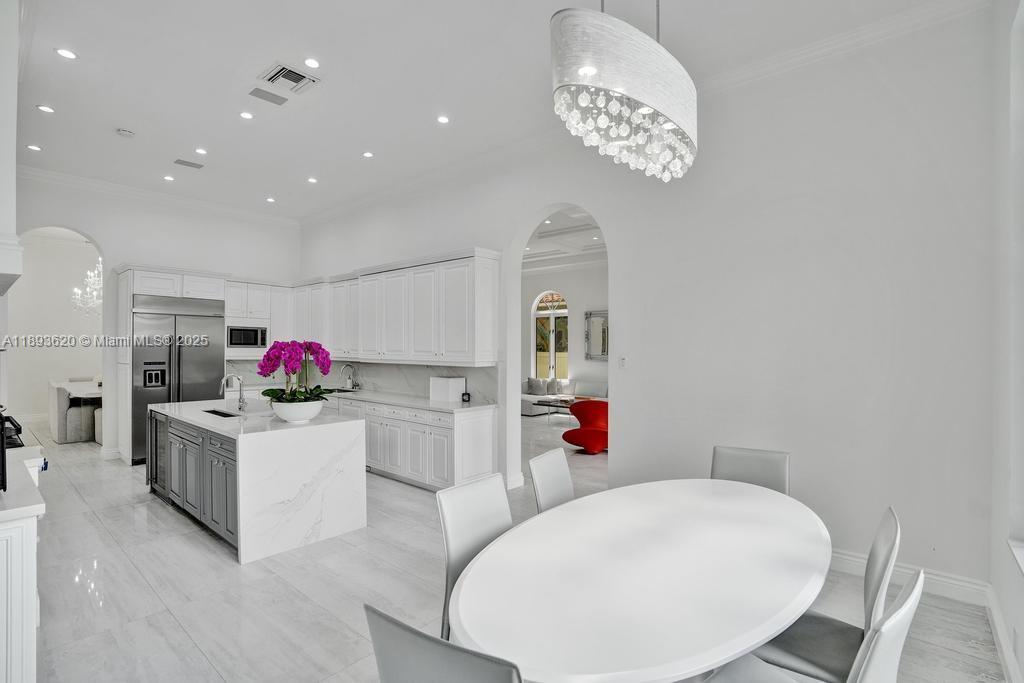 WILLIAMS ISLAND - Residential Lease