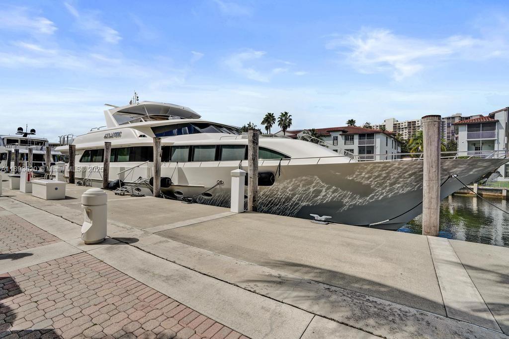 WILLIAMS ISLAND - Residential Lease