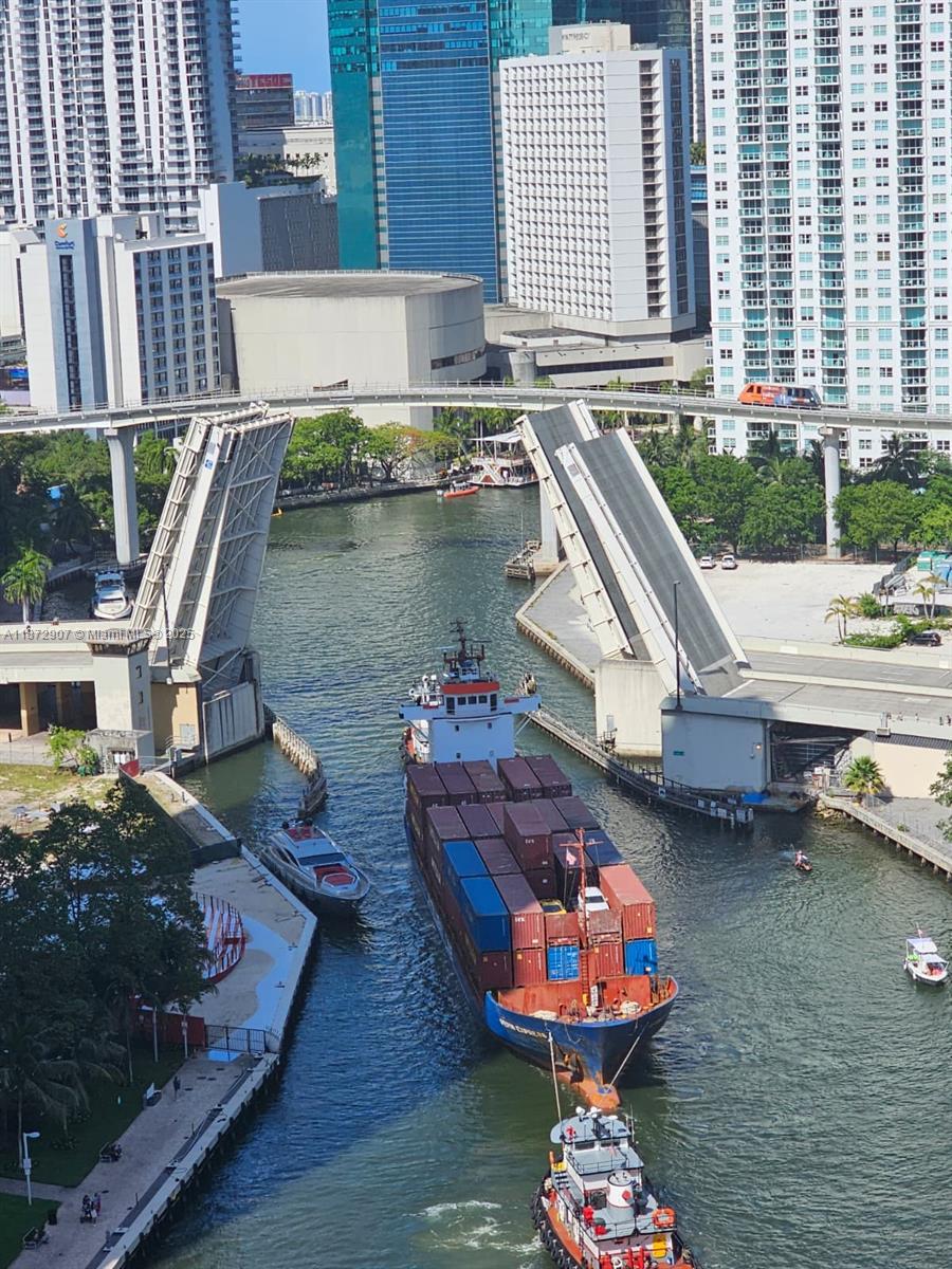 NEO VERTIKA CONDO - Residential