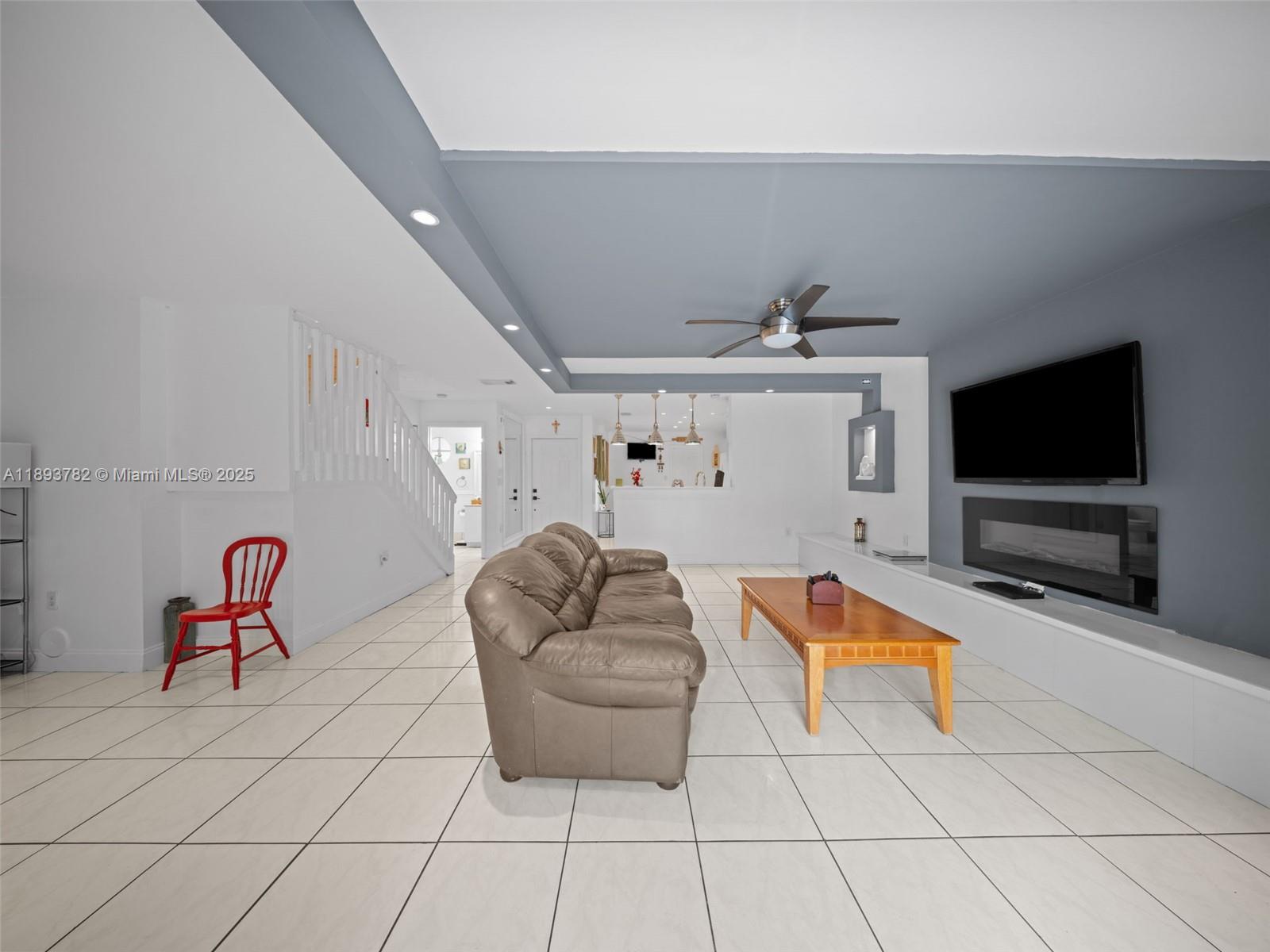 HEFTLERS LAGO MAR WEST - Residential