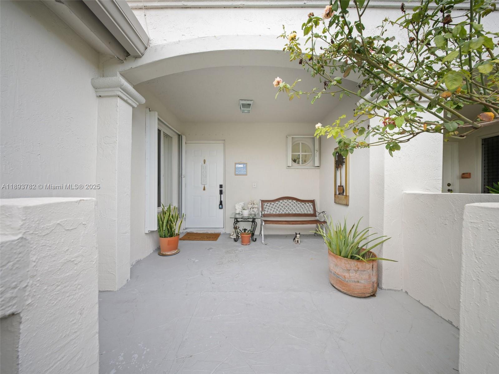 HEFTLERS LAGO MAR WEST - Residential