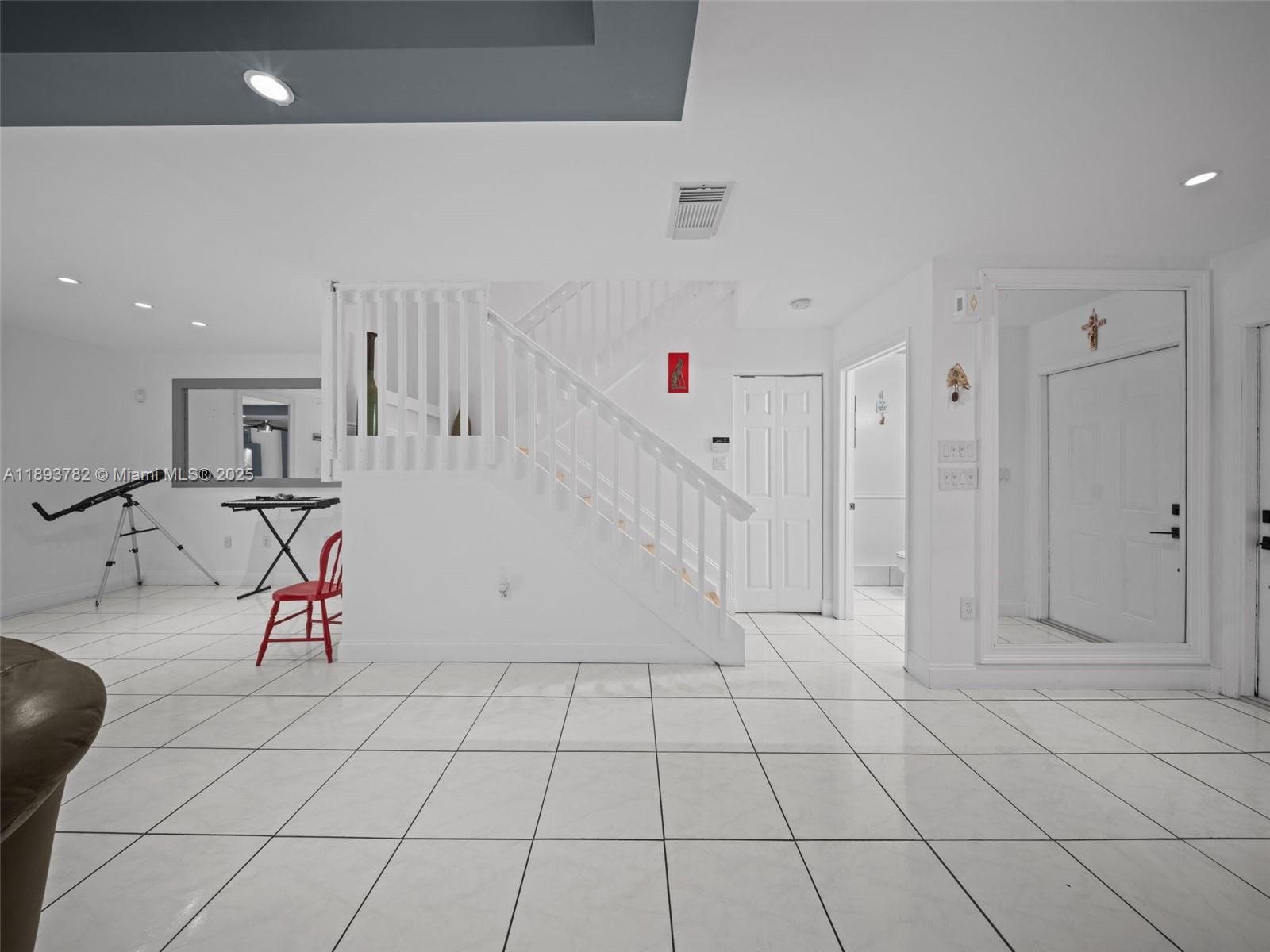 HEFTLERS LAGO MAR WEST - Residential