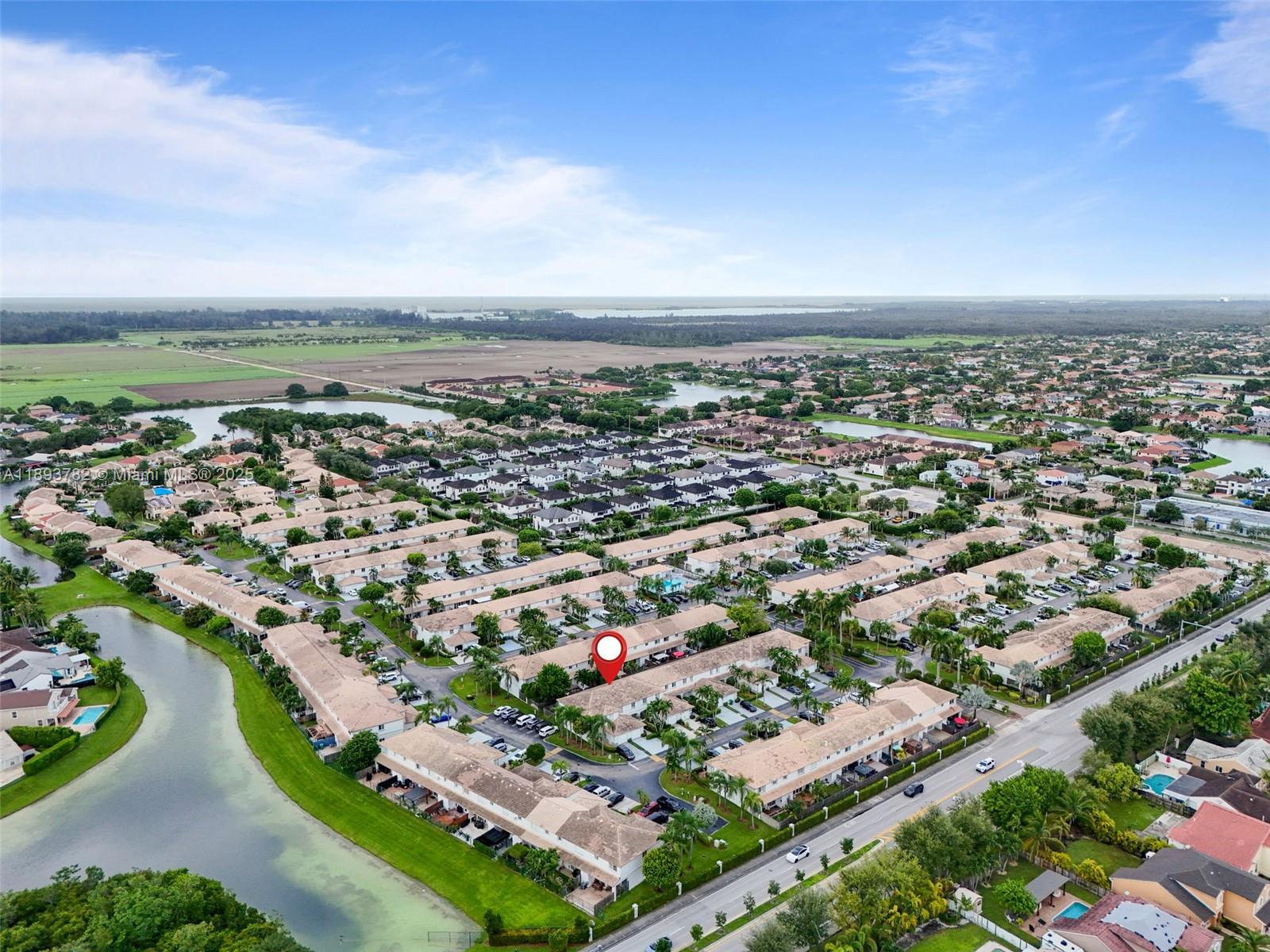 HEFTLERS LAGO MAR WEST - Residential