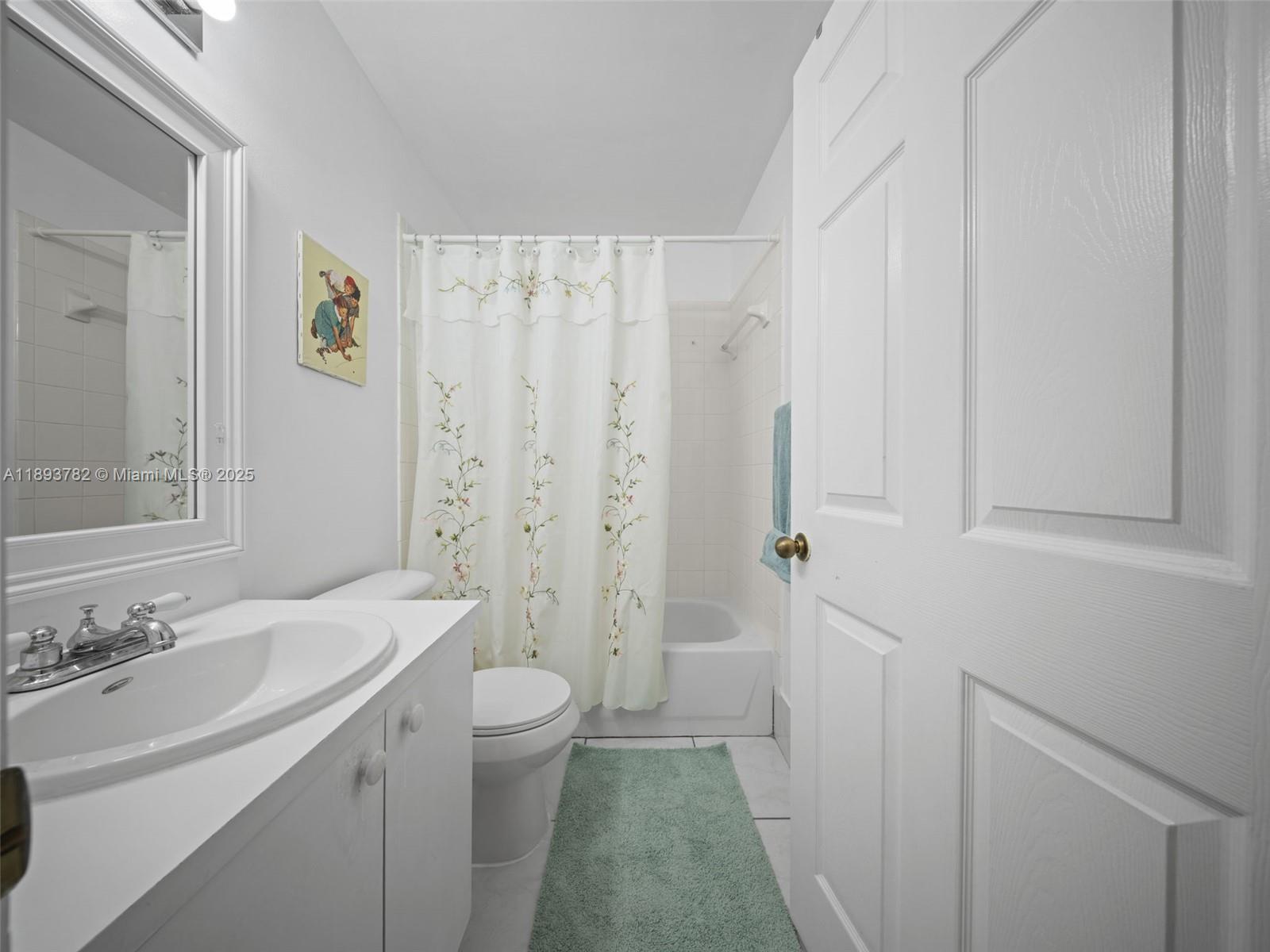 HEFTLERS LAGO MAR WEST - Residential